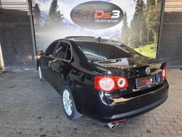 VOLKSWAGEN - JETTA - 2010/2010 - Preta - R$ 40.000,00