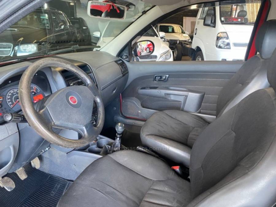 FIAT - STRADA - 2012/2012 - Vermelha - R$ 48.900,00