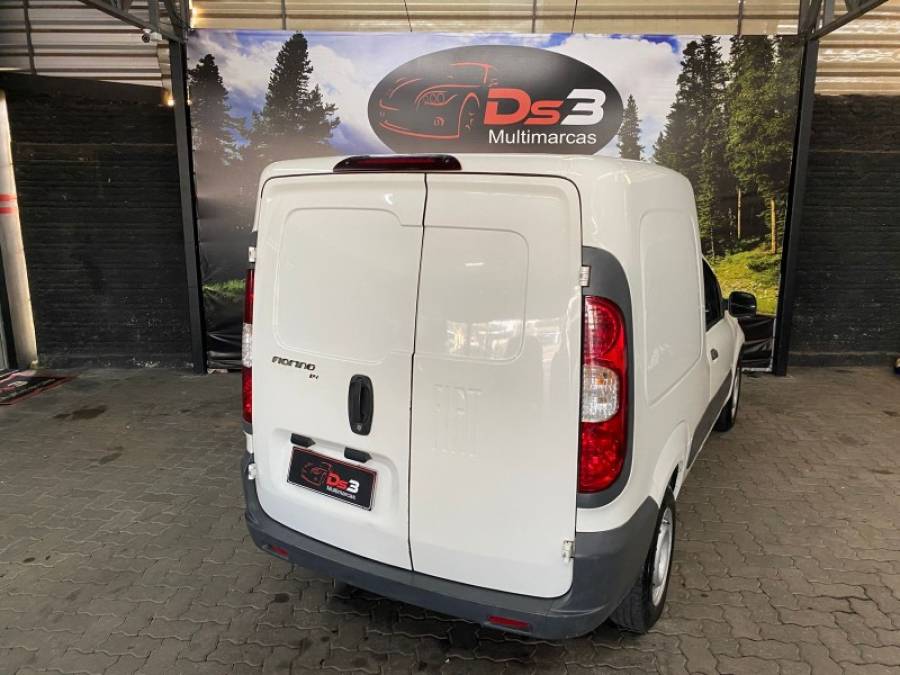 FIAT - FIORINO - 2017/2017 - Branca - R$ 66.900,00