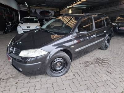RENAULT - MÉGANE - 2009/2009 - Preta - R$ 17.900,00