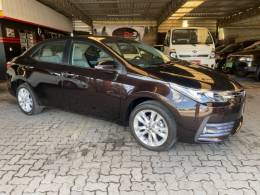 TOYOTA - COROLLA - 2018/2018 - Marrom - R$ 102.900,00