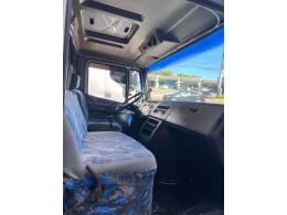 MERCEDES-BENZ - 710 PLUS - 1998/1998 - Branca - R$ 120.000,00