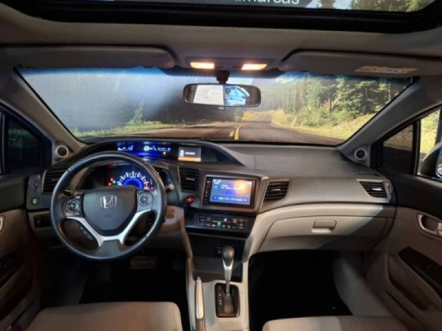 HONDA - CIVIC - 2016/2016 - Cinza - R$ 87.900,00