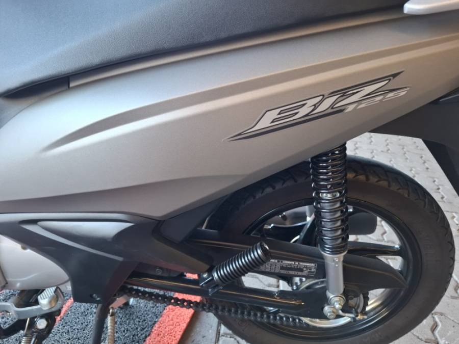 HONDA - BIZ 125 - 2024/2024 - Prata - R$ 17.900,00