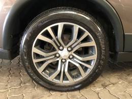 MITSUBISHI - OUTLANDER - 2016/2016 - Marrom - R$ 106.000,00