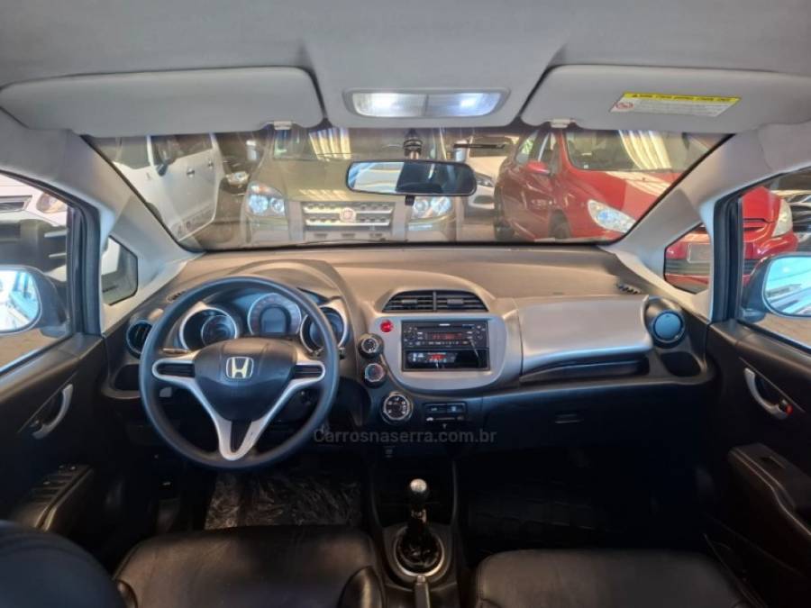 HONDA - FIT - 2009/2009 - Preta - R$ 38.900,00