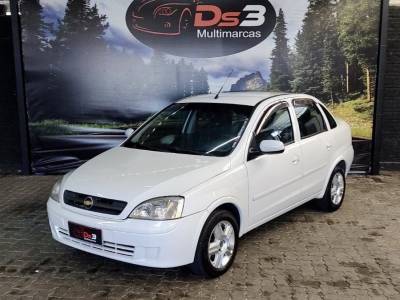 CHEVROLET - CORSA - 2004/2004 - Branca - R$ 24.900,00