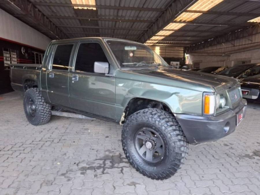 MITSUBISHI - L200 - 2001/2001 - Verde - R$ 46.900,00