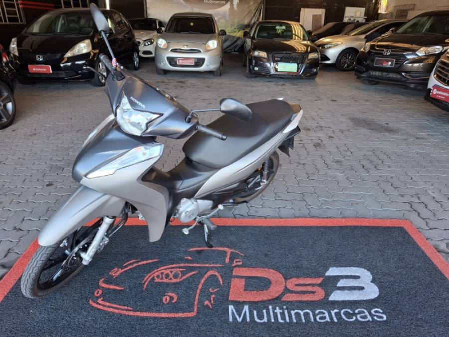 HONDA - BIZ 125 - 2024/2024 - Prata - R$ 17.900,00