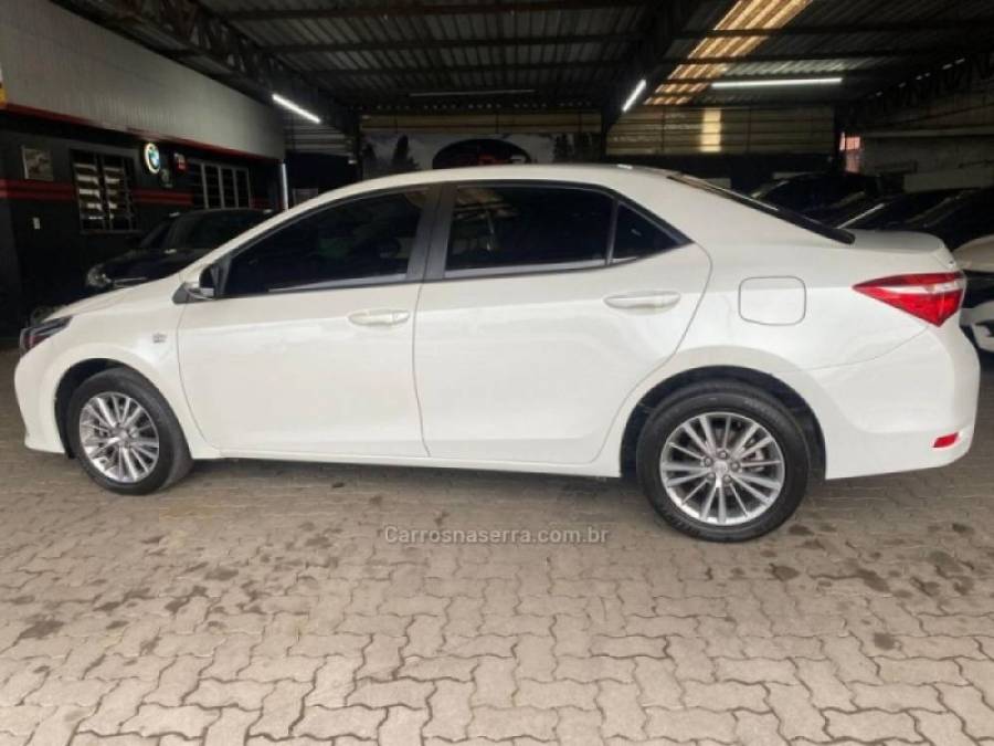 TOYOTA - COROLLA - 2015/2015 - Branca - R$ 87.900,00