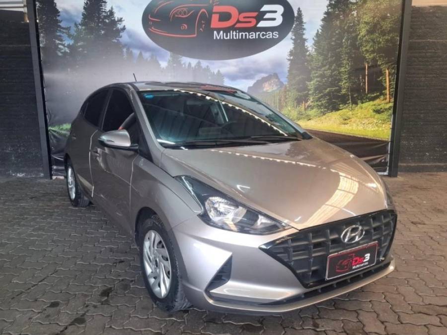 HYUNDAI - HB20 - 2022/2022 - Prata - R$ 65.000,00