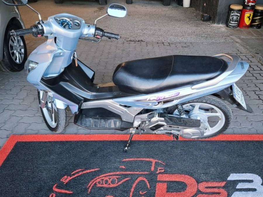 YAMAHA - NEO AT 115 - 2012/2012 - Prata - R$ 8.500,00