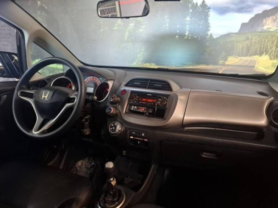 HONDA - FIT - 2009/2009 - Preta - R$ 38.900,00