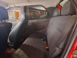 FIAT - PALIO - 2009/2009 - Vermelha - R$ 20.000,00