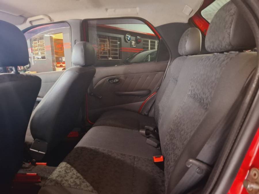 FIAT - PALIO - 2009/2009 - Vermelha - R$ 20.000,00