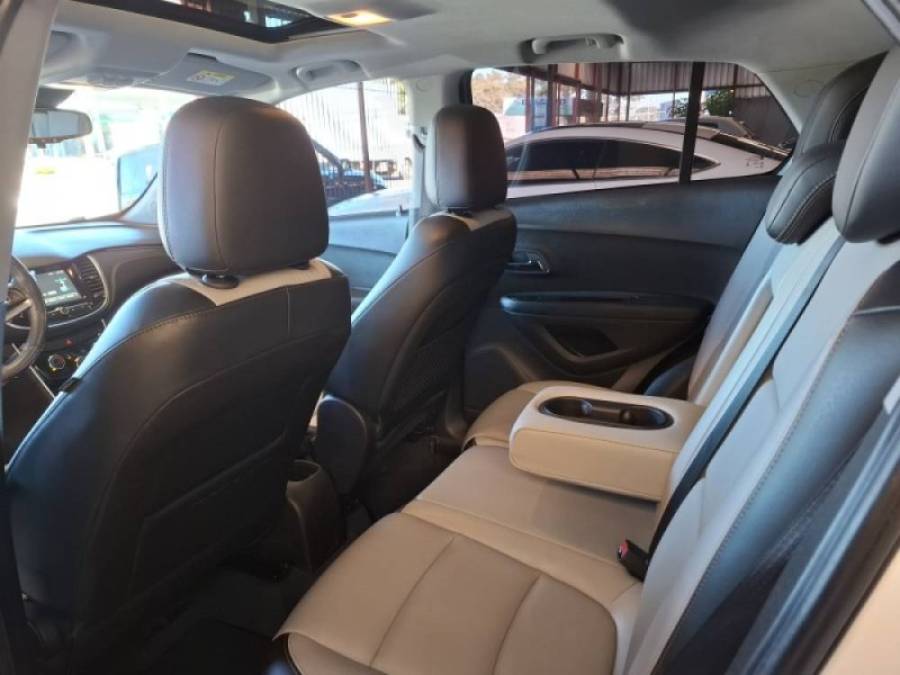 CHEVROLET - TRACKER - 2017/2017 - Branca - R$ 87.900,00