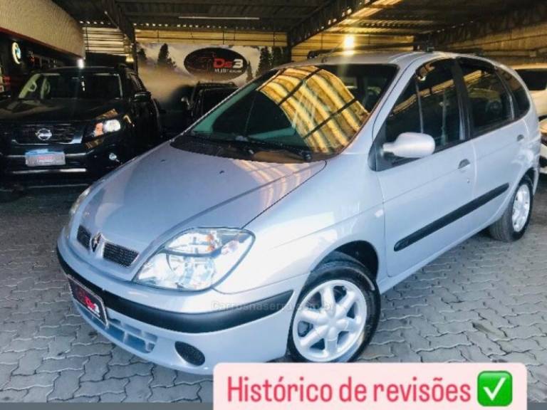 RENAULT - SCÉNIC - 2006/2006 - Prata - R$ 21.900,00