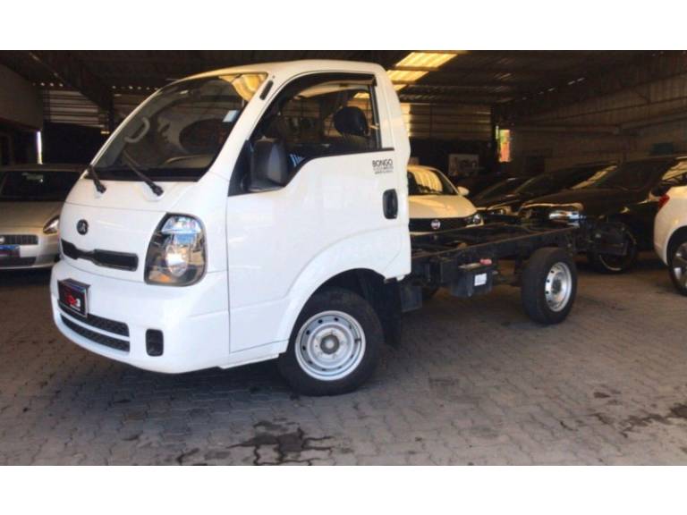 KIA MOTORS - BONGO - 2023/2023 - Branca - R$ 151.000,00