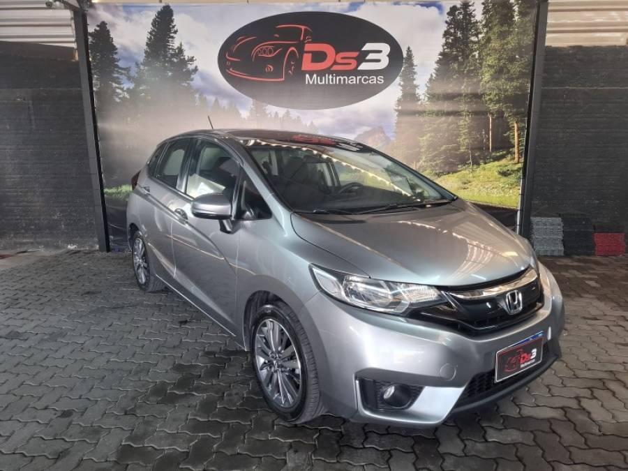 HONDA - FIT - 2015/2015 - Prata - R$ 68.800,00