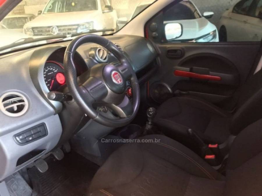 FIAT - UNO - 2012/2012 - Vermelha - R$ 35.900,00