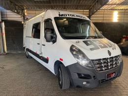 RENAULT - MASTER - 2015/2015 - Branca - R$ 198.000,00