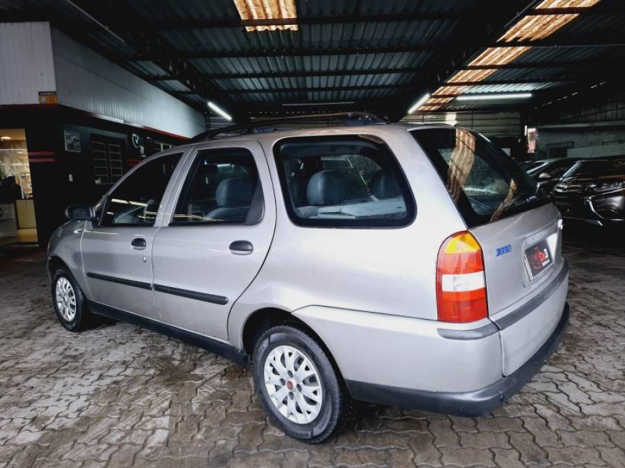 FIAT - PALIO - 2003/2003 - Prata - R$ 17.900,00