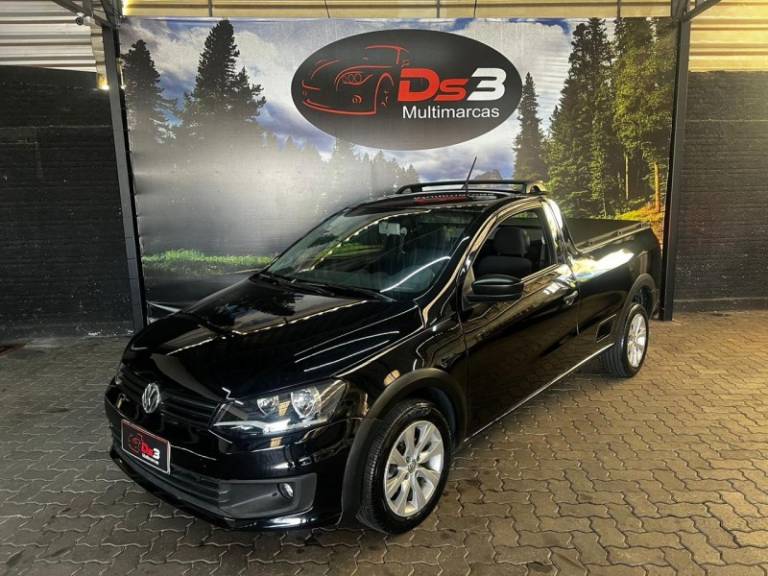VOLKSWAGEN - SAVEIRO - 2016/2016 - Preta - R$ 47.900,00