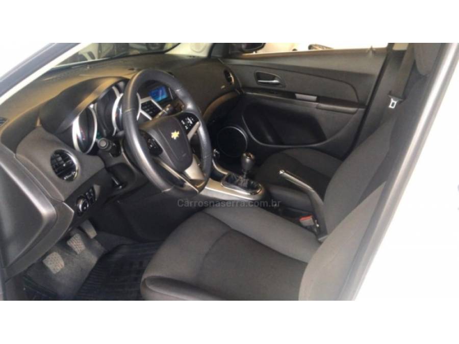 CHEVROLET - CRUZE - 2012/2012 - Branca - R$ 56.900,00