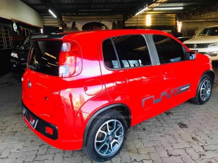 FIAT - UNO - 2012/2012 - Vermelha - R$ 35.900,00