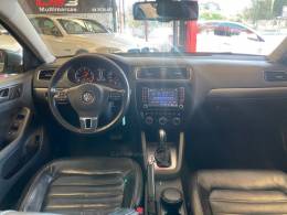 VOLKSWAGEN - JETTA - 2014/2014 - Cinza - R$ 79.900,00