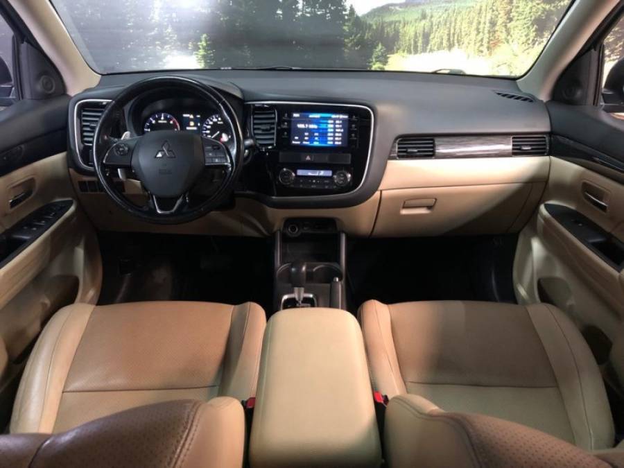 MITSUBISHI - OUTLANDER - 2016/2016 - Marrom - R$ 106.000,00