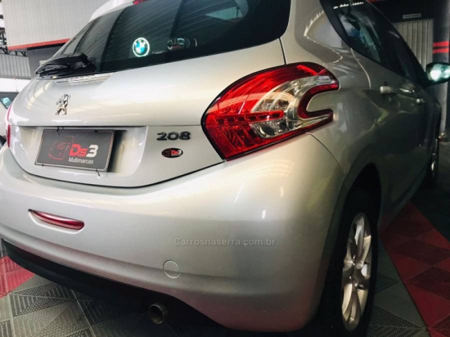 PEUGEOT - 208 - 2015/2015 - Prata - R$ 45.900,00