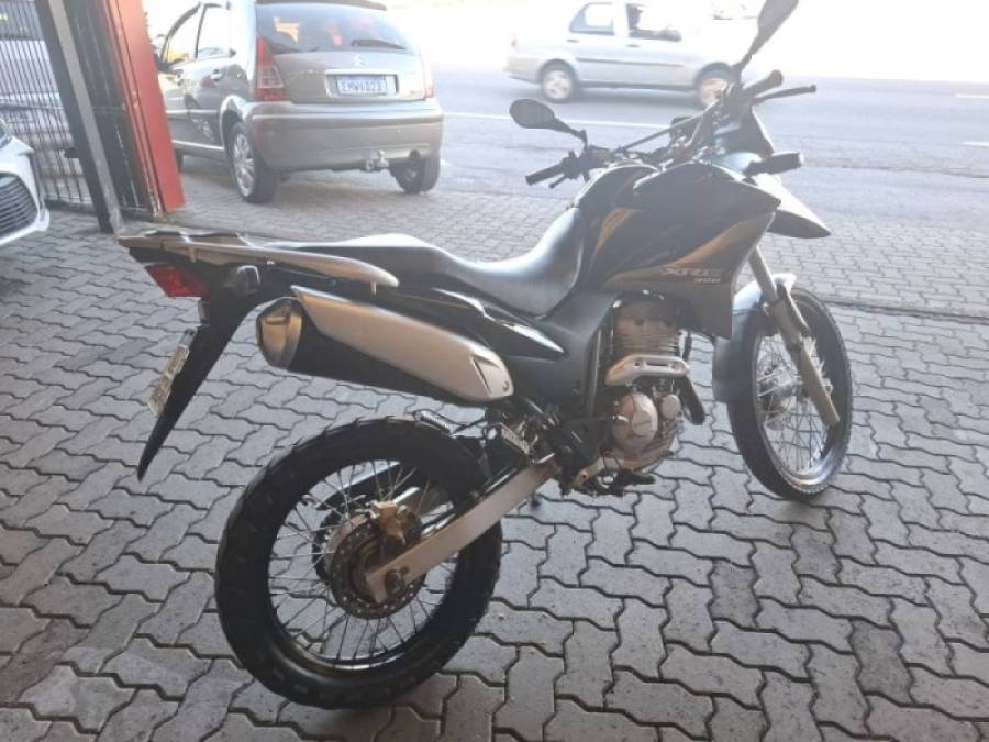 HONDA - XRE 300 - 2011/2011 - Preta - R$ 16.900,00