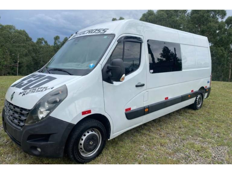 RENAULT - MASTER - 2015/2015 - Branca - R$ 198.000,00