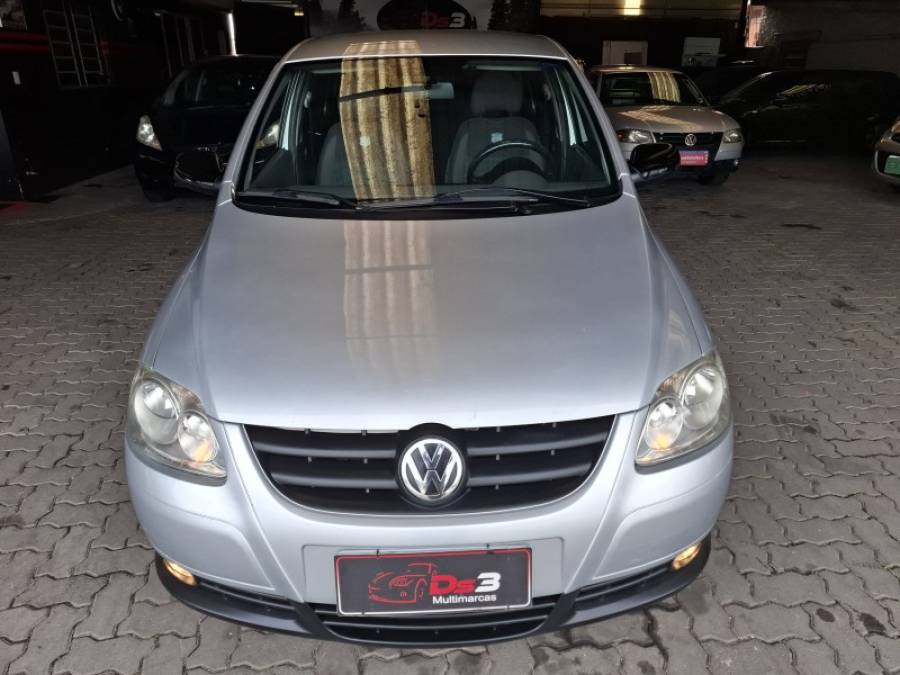 VOLKSWAGEN - FOX - 2009/2009 - Prata - R$ 32.900,00