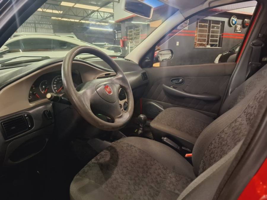 FIAT - PALIO - 2009/2009 - Vermelha - R$ 20.000,00