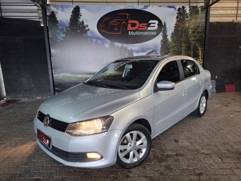 VOLKSWAGEN - VOYAGE - 2014/2014 - Prata - R$ 41.900,00