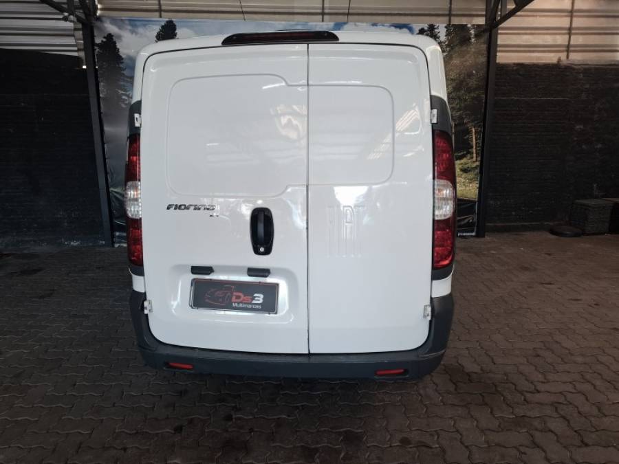 FIAT - FIORINO - 2017/2017 - Branca - R$ 66.900,00
