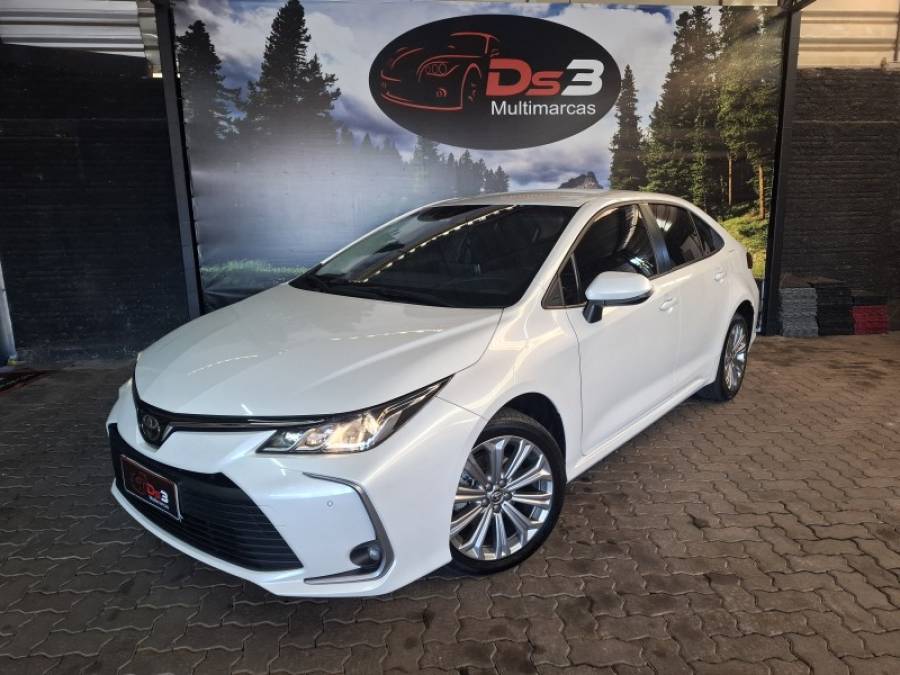 TOYOTA - COROLLA - 2023/2023 - Branca - Sob Consulta