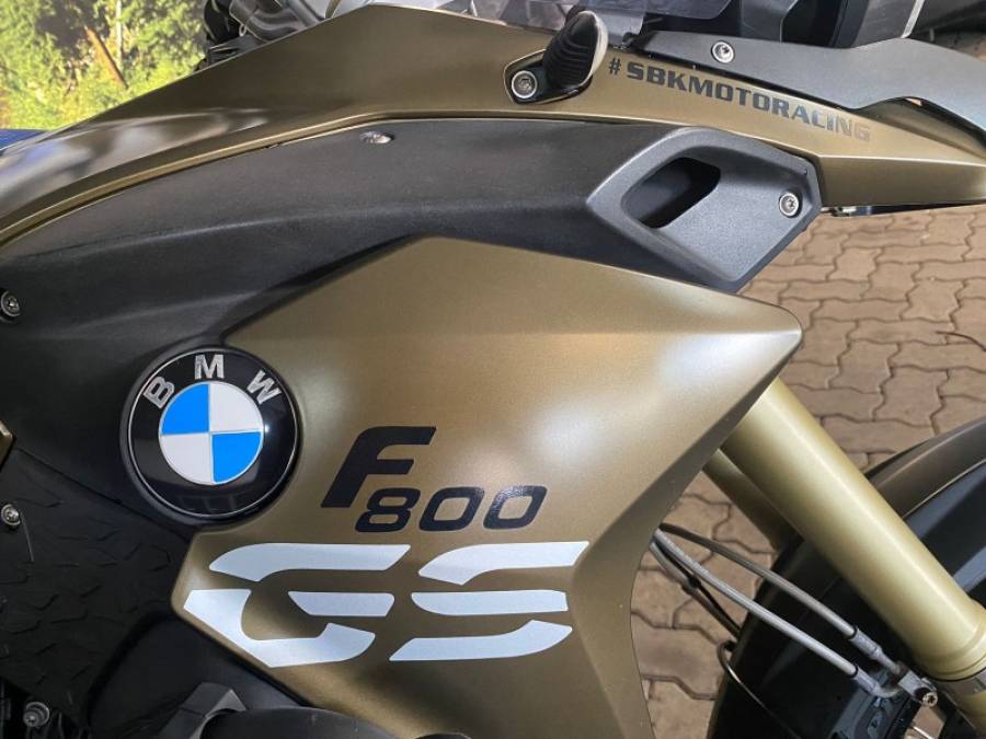 BMW - F 800 - 2013/2013 - Marrom - R$ 39.900,00