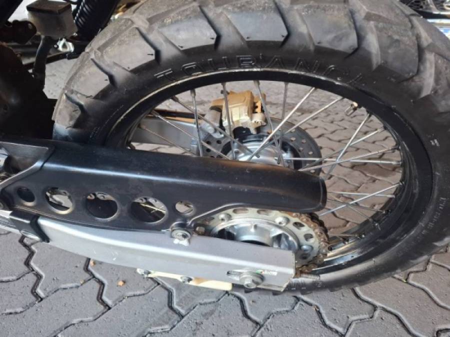 HONDA - XRE 300 - 2011/2011 - Preta - R$ 16.900,00