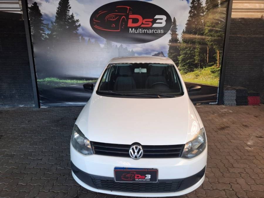 VOLKSWAGEN - FOX - 2014/2014 - Branca - R$ 39.800,00