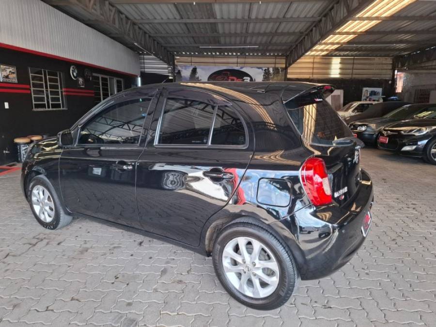 NISSAN - MARCH - 2017/2017 - Preta - R$ 43.000,00