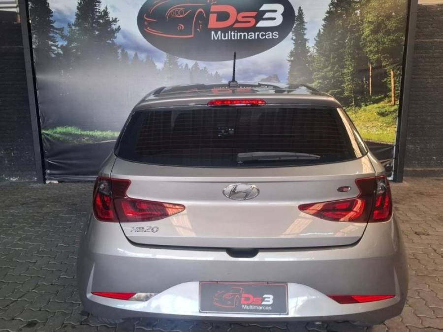 HYUNDAI - HB20 - 2022/2022 - Prata - R$ 65.000,00