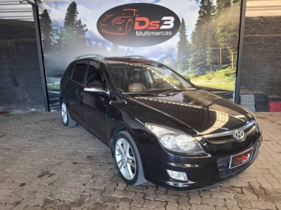 HYUNDAI - I30 CW - 2011/2011 - Preta - R$ 41.900,00