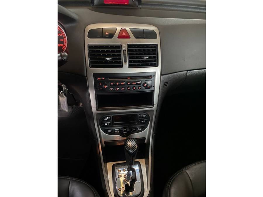 PEUGEOT - 307 - 2006/2006 - Vermelha - R$ 19.900,00