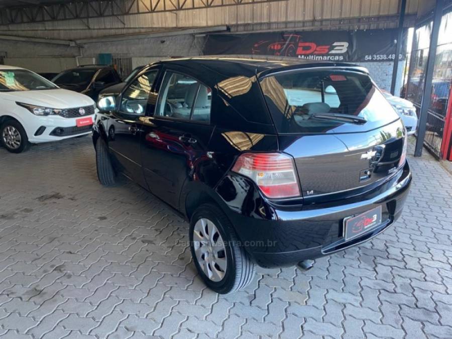 CHEVROLET - AGILE - 2012/2012 - Preta - R$ 31.900,00