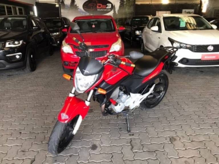 HONDA - CB 300R - 2012/2012 - Vermelha - Sob Consulta