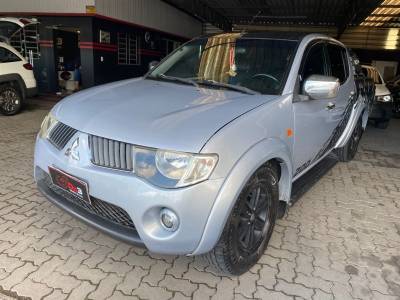 MITSUBISHI - L200 TRITON - 2010/2010 - Prata - R$ 92.900,00