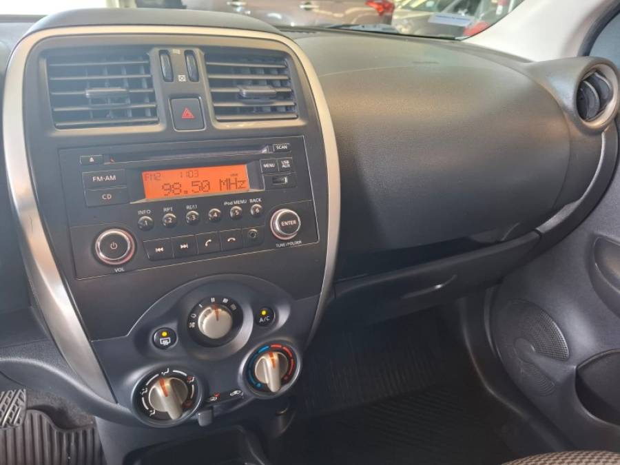 NISSAN - MARCH - 2017/2017 - Preta - R$ 43.000,00